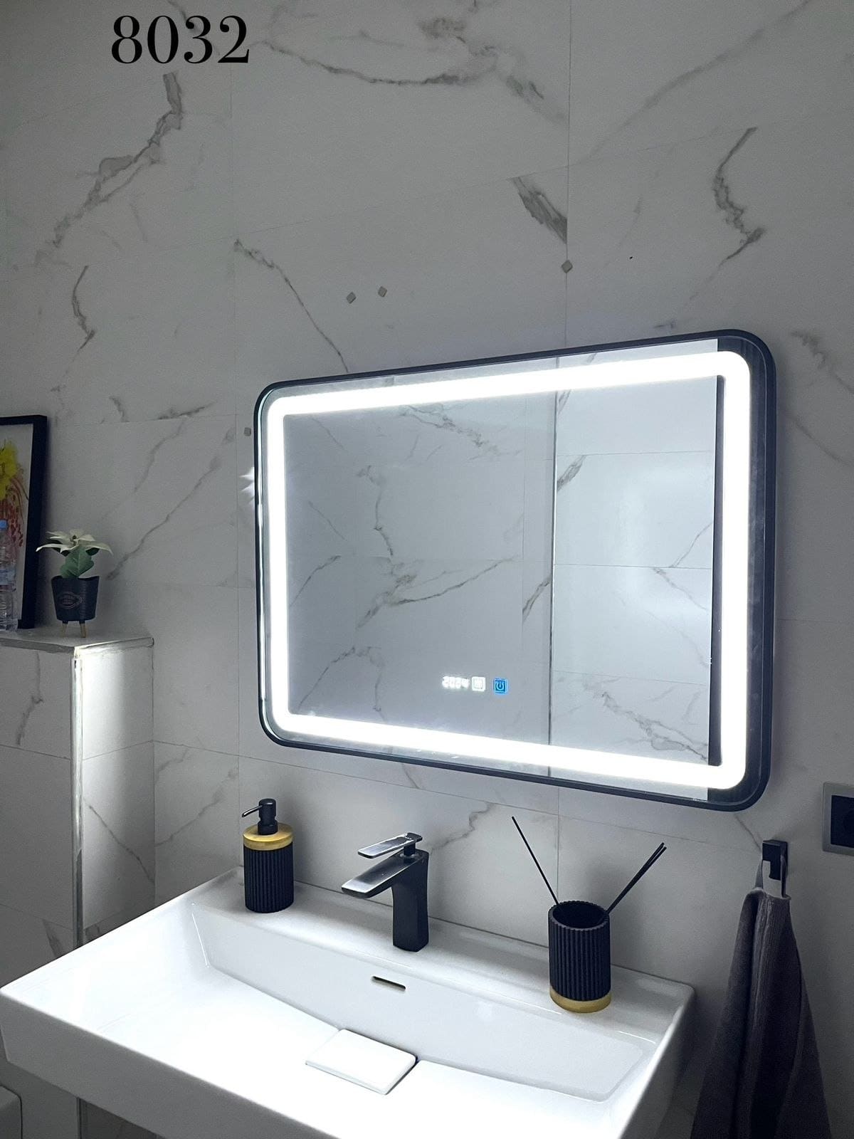 Miroir LED 8032 – Rectangulaire à Coins Arrondis