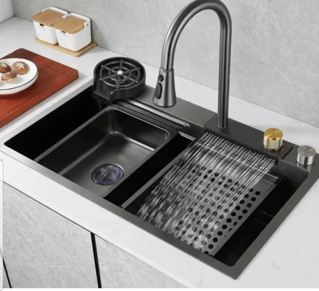 RAVENA EVIER LUXE 75X45 BLACK CASCADE RA7546B